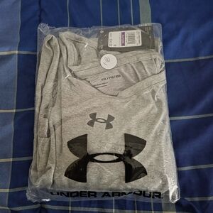 Under Armour Gray Long Sleeve Shirt